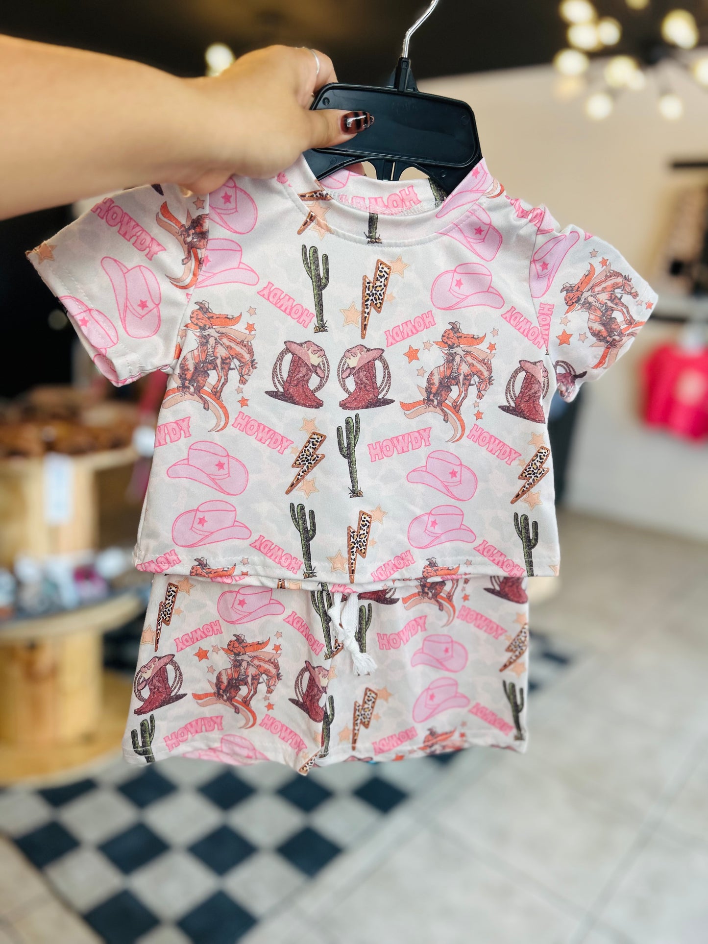 Punchy lounge set