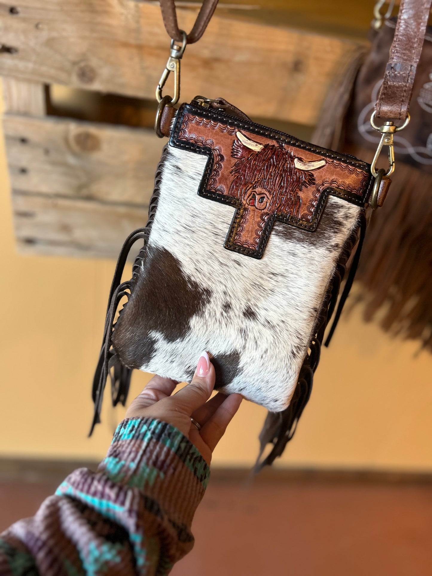 Highland crossbody