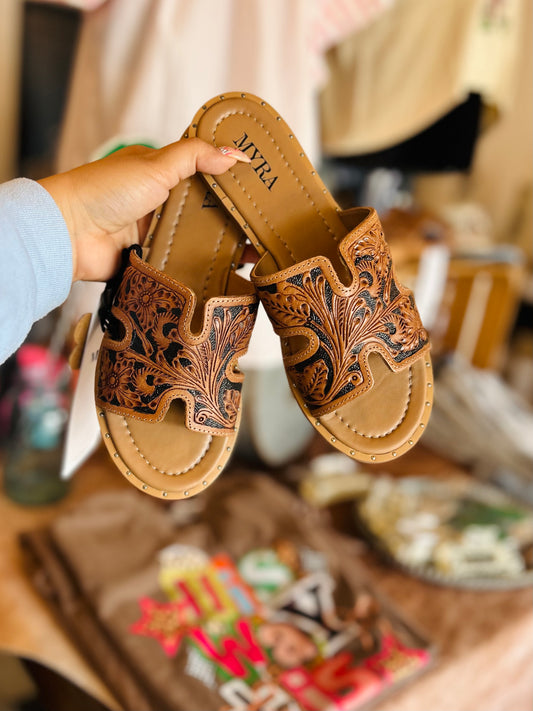 Loretta sandals (black)