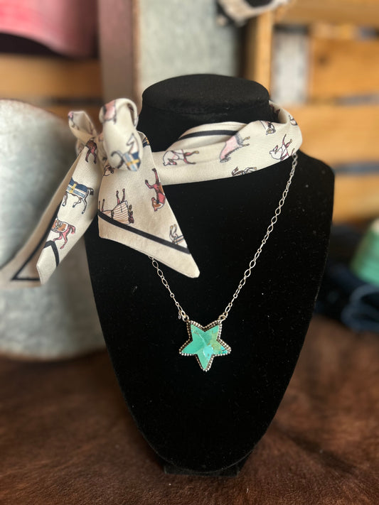 The Star necklace