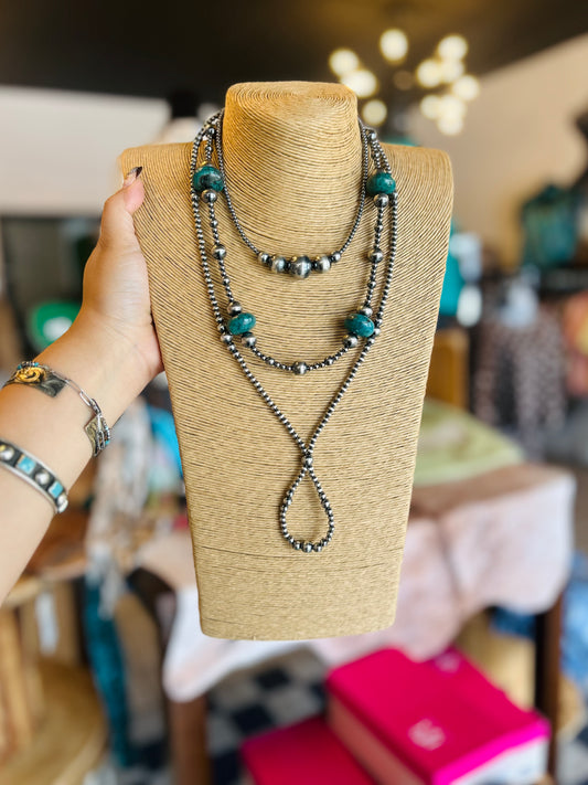 23in graduated pearl hoop necklace