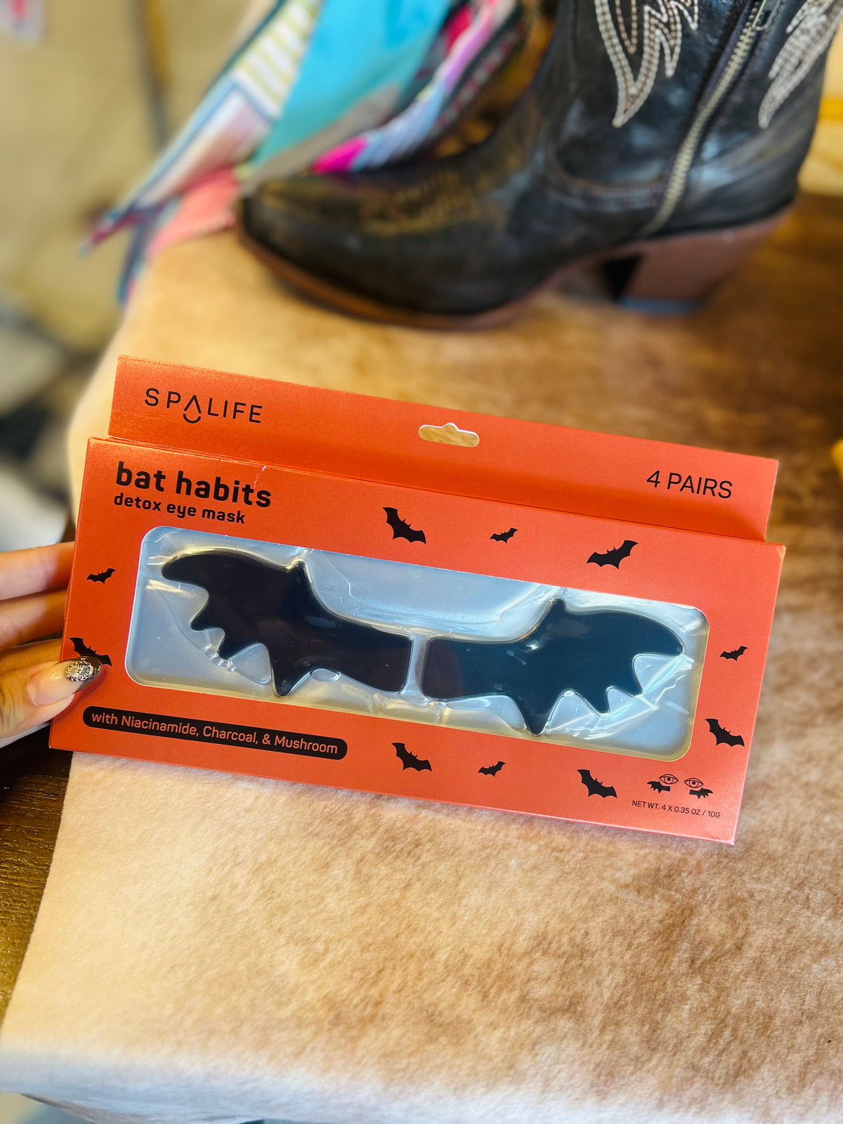 Bat habits detox eye mask