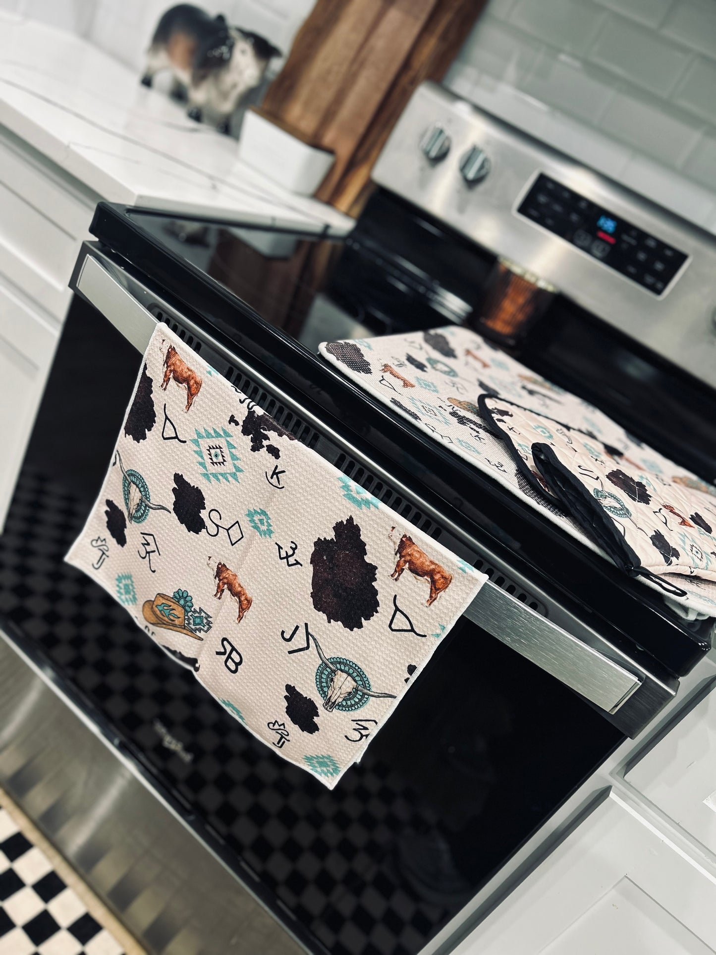Aztec kitchen set
