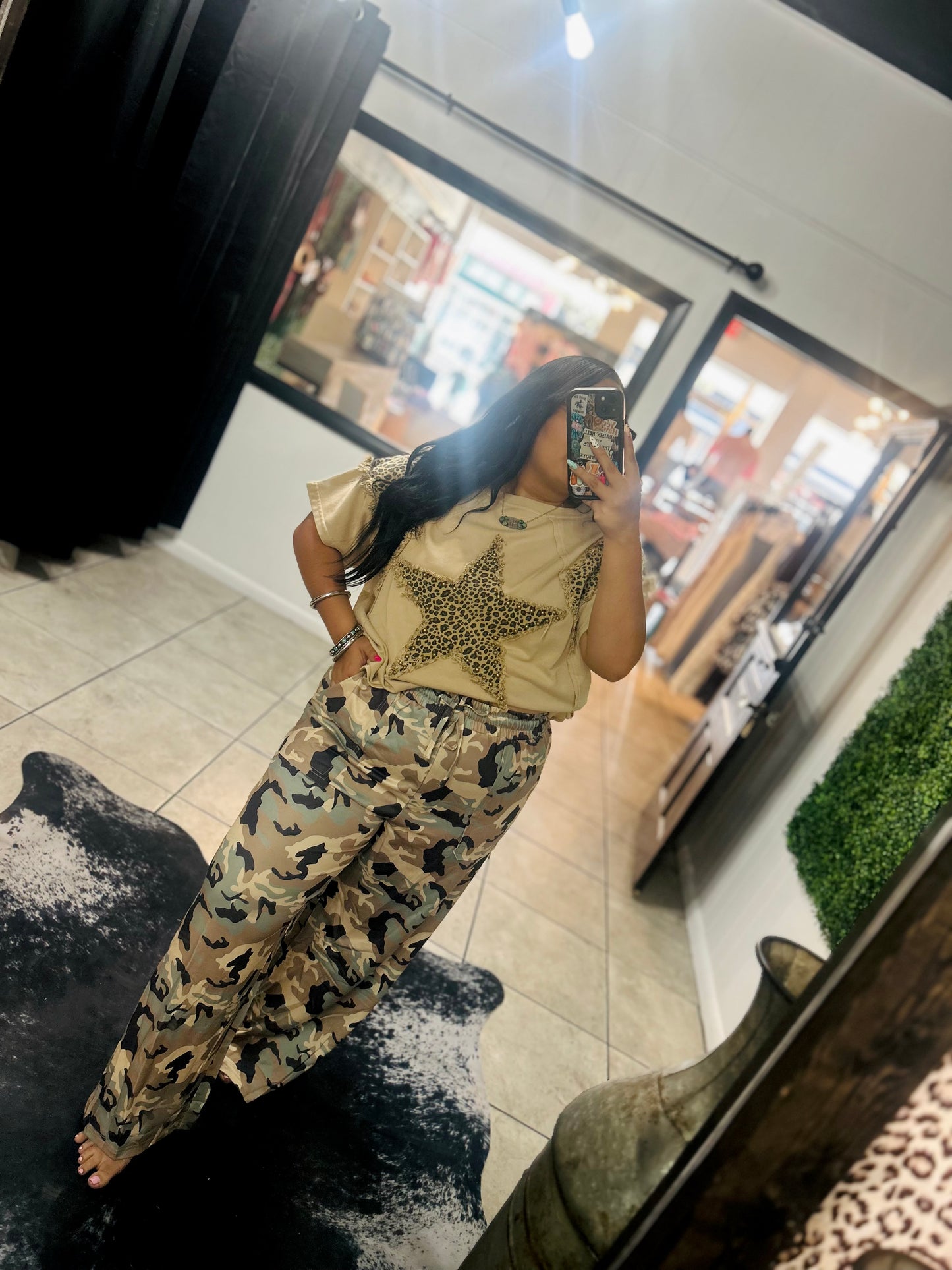 Women camo pants