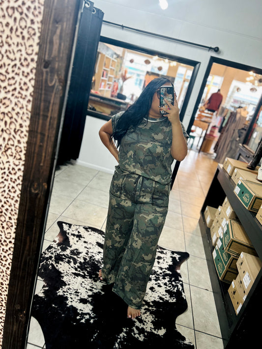 Camo ribbed pants