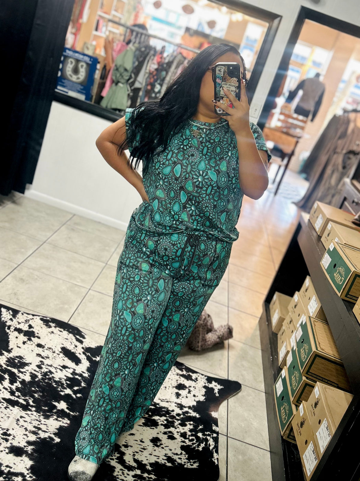 Turquoise queen pants