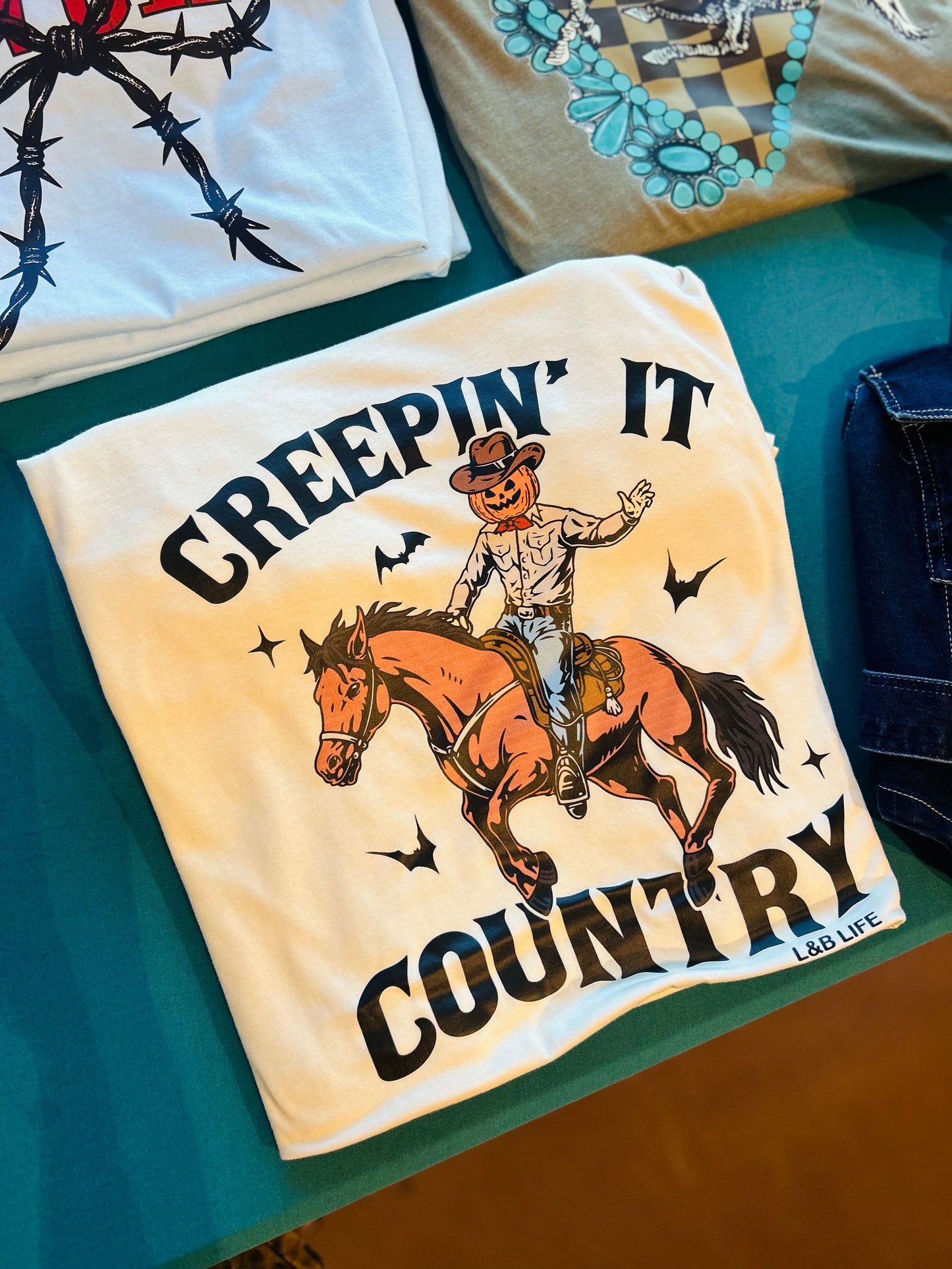 Creepin it country tee