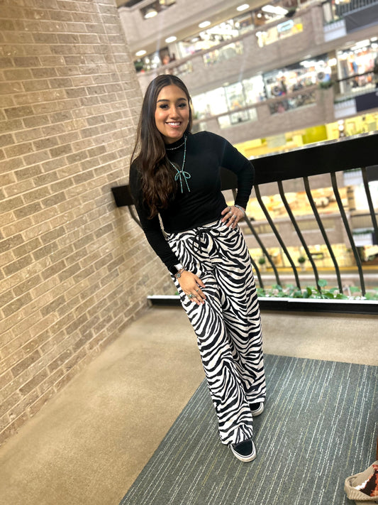Punchy zebra pants